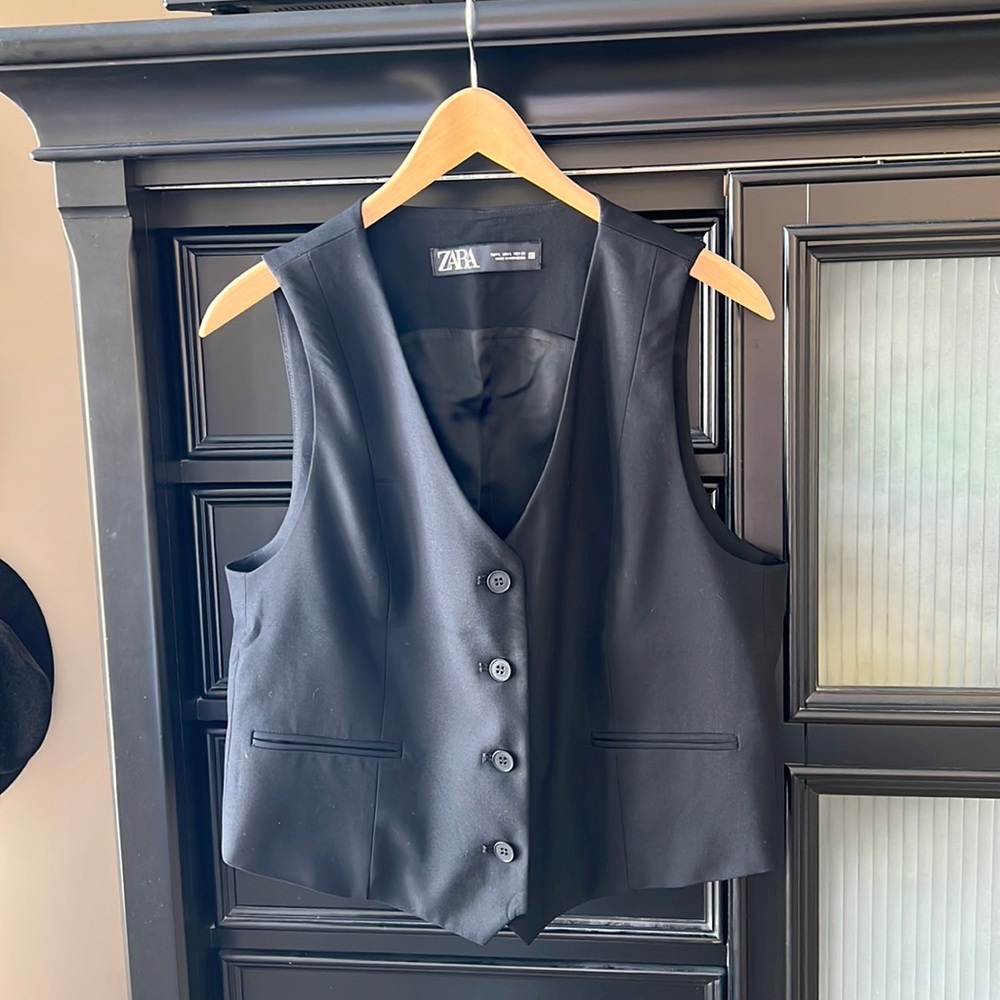 Zara Vest